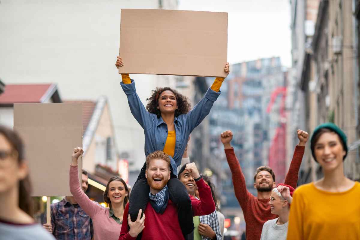 Manifestazione posticipata