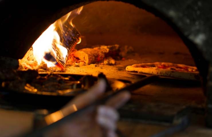 apertura nuova pizzeria del campione di Pizza