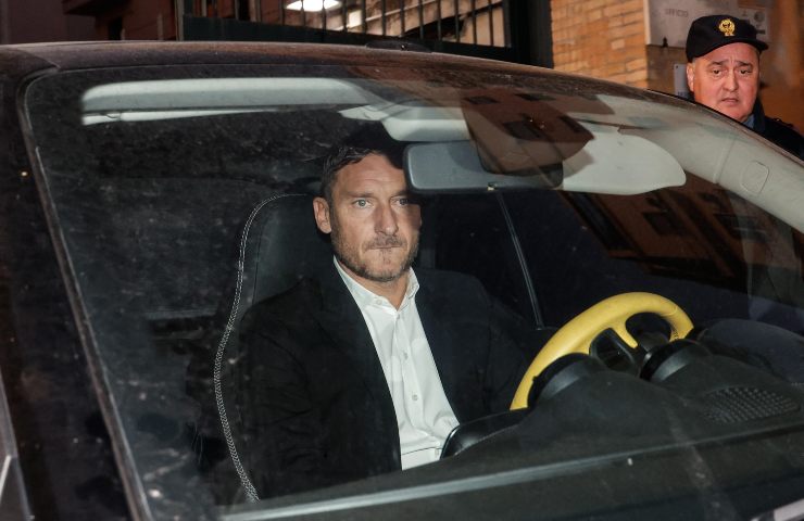 Francesco Totti e la visita della Guardia di Finanza, rischia qualcosa?