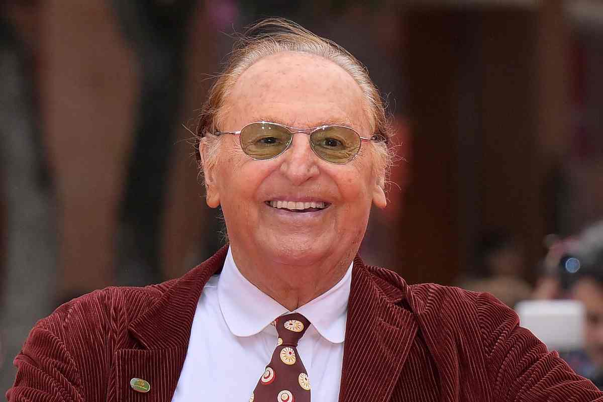 Renzo Arbore smaschera bluff