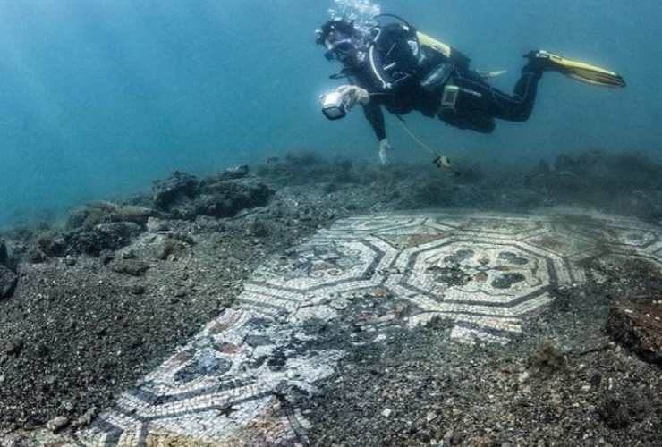 pompei sommersa a napoli