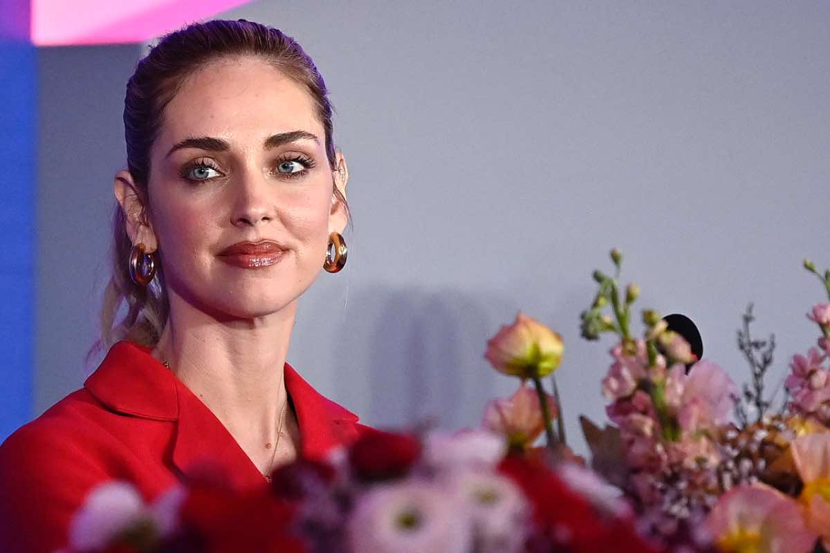 Non c'è pace per Chiara Ferragni: post riempito di insulti e subito rimosso | Periodo nero per l'influencer