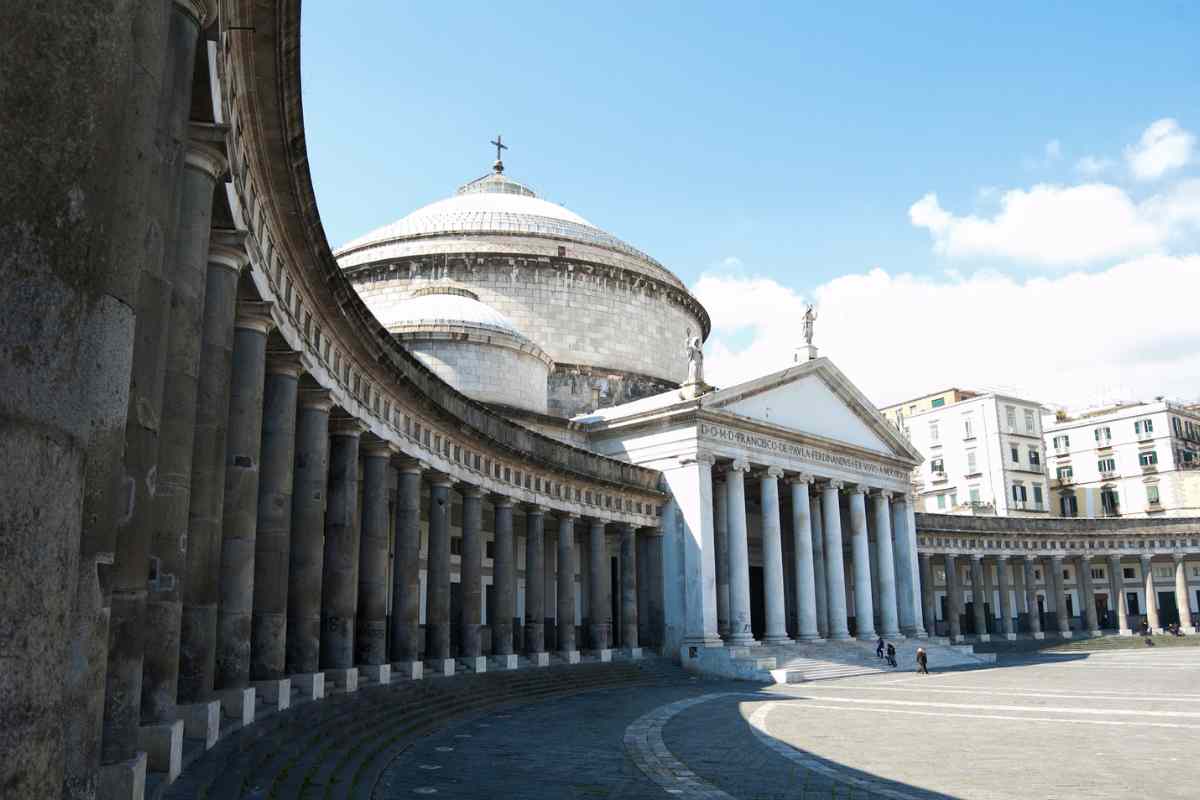 Piazza napoletana