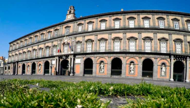 La maledizione della Regina Margherita a Piazza del Plebiscito