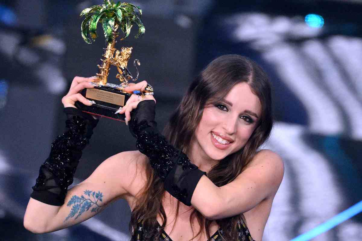 Sanremo, trionfa Angelina Mango: il brano, la carriera e il suo legame con  Napoli