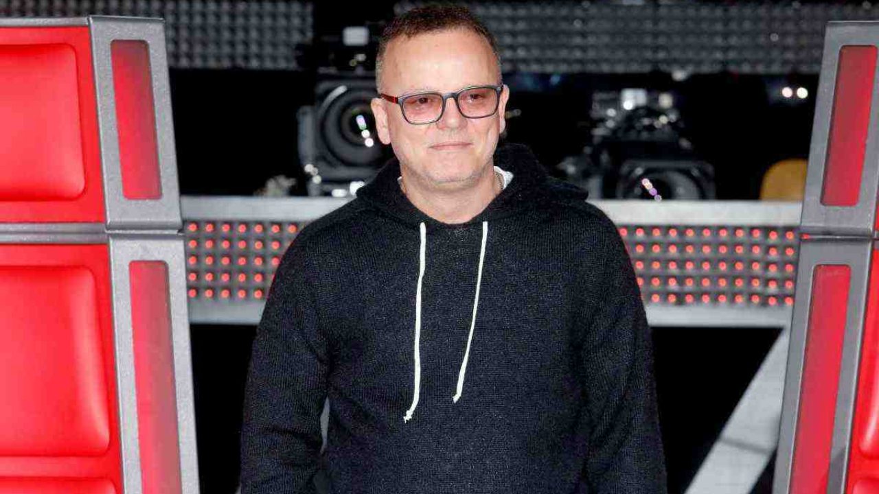 Gigi D'Alessio papà per la sesta volta: «Secondo figlio con Denise