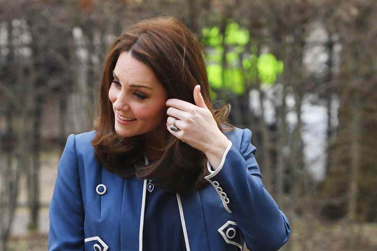 Kate Middleton malata figli prendono cura