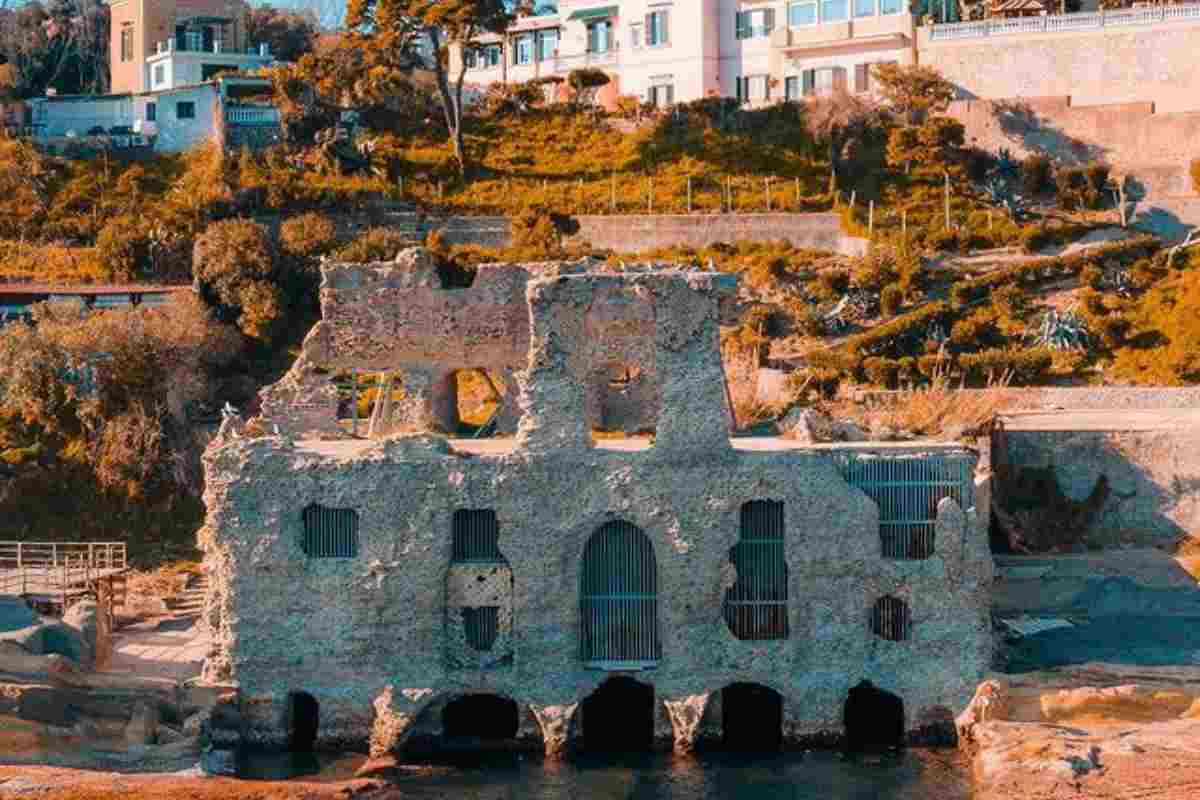 Palazzo degli Spiriti di Napoli
