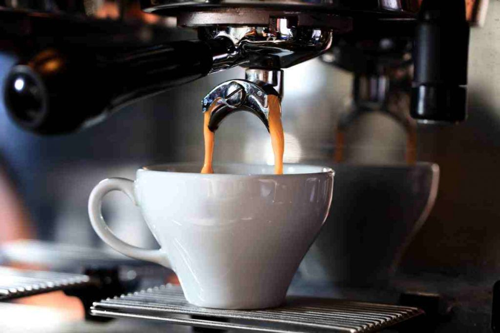 meglio bere il caffè della macchinetta o la moka?