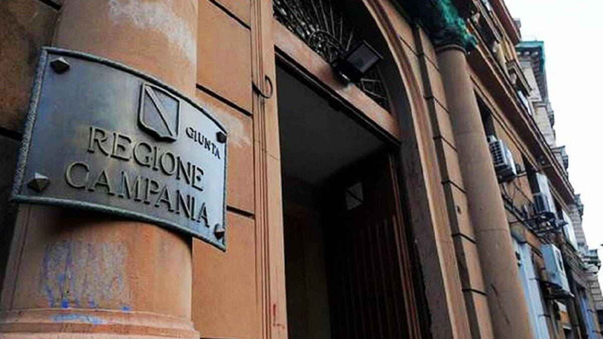 La Regione Campania: “Rivedere il contratto con A2a”