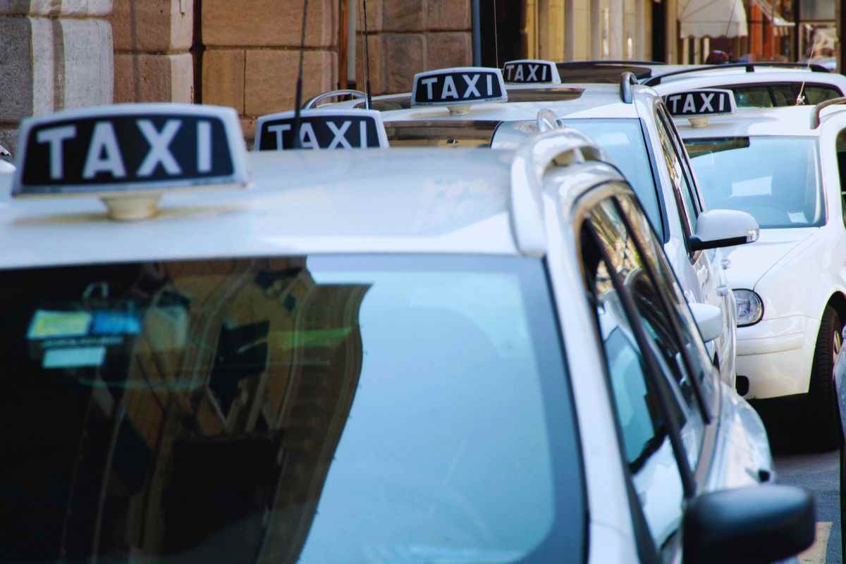 taxi abusivo e problemi