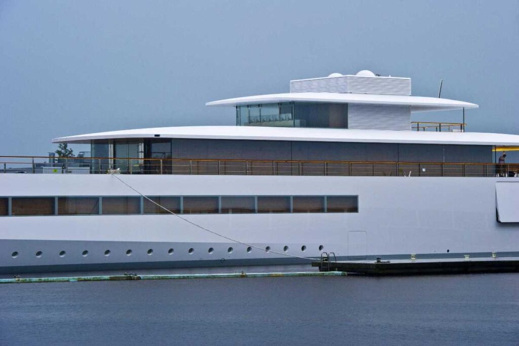 Yacht Steve Jobs che accade?