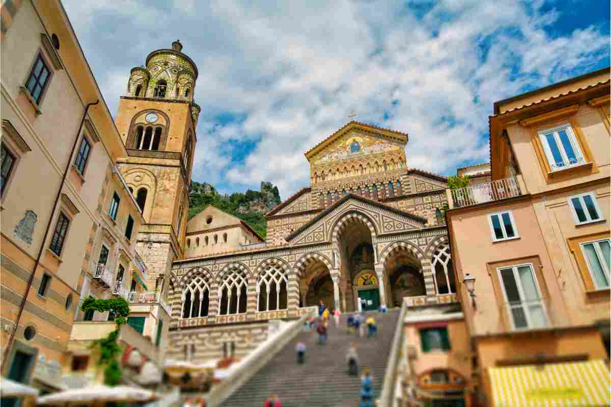 Di cosa parla il miracolo di Sant'Andrea ad Amalfi