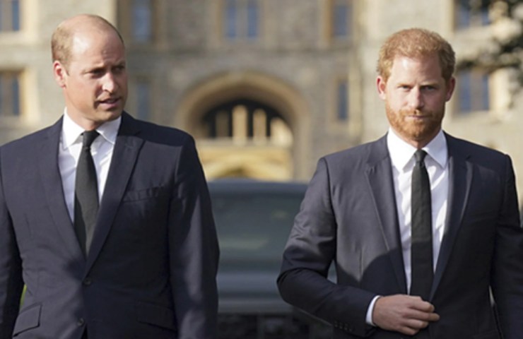 William e Harry non si parlano al funerale dello zio