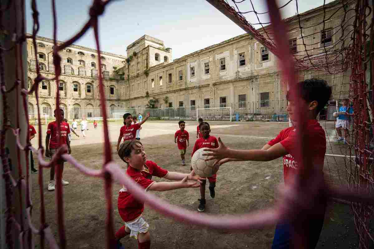 scandalo orrori scuola calcio