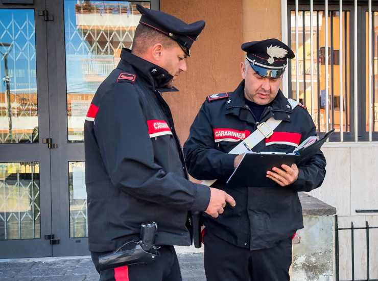 Agenti carabinieri