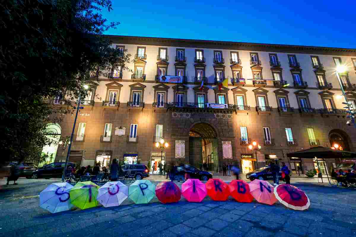 La protesta sugli affitti brevi