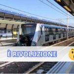 Treno Metropolitana Napoli sui binari