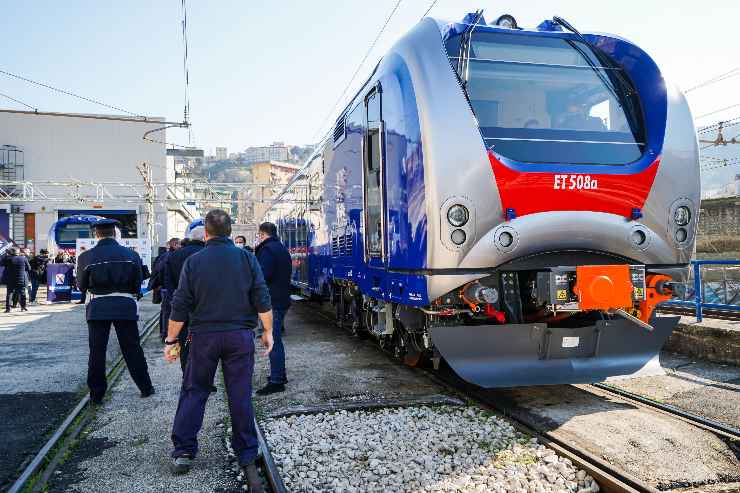 Treno Cumana EAV