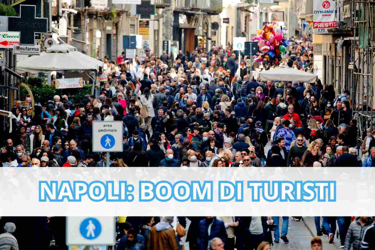 Turisti Napoli 