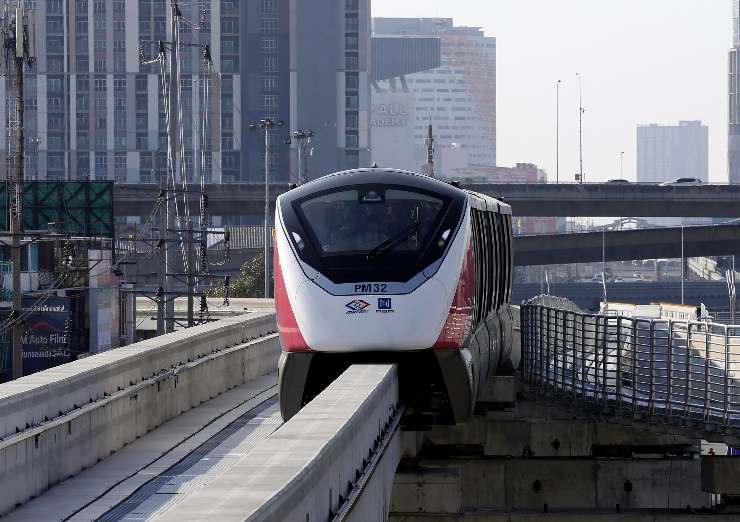 Una monorotaia sopraelevata a Bangkok