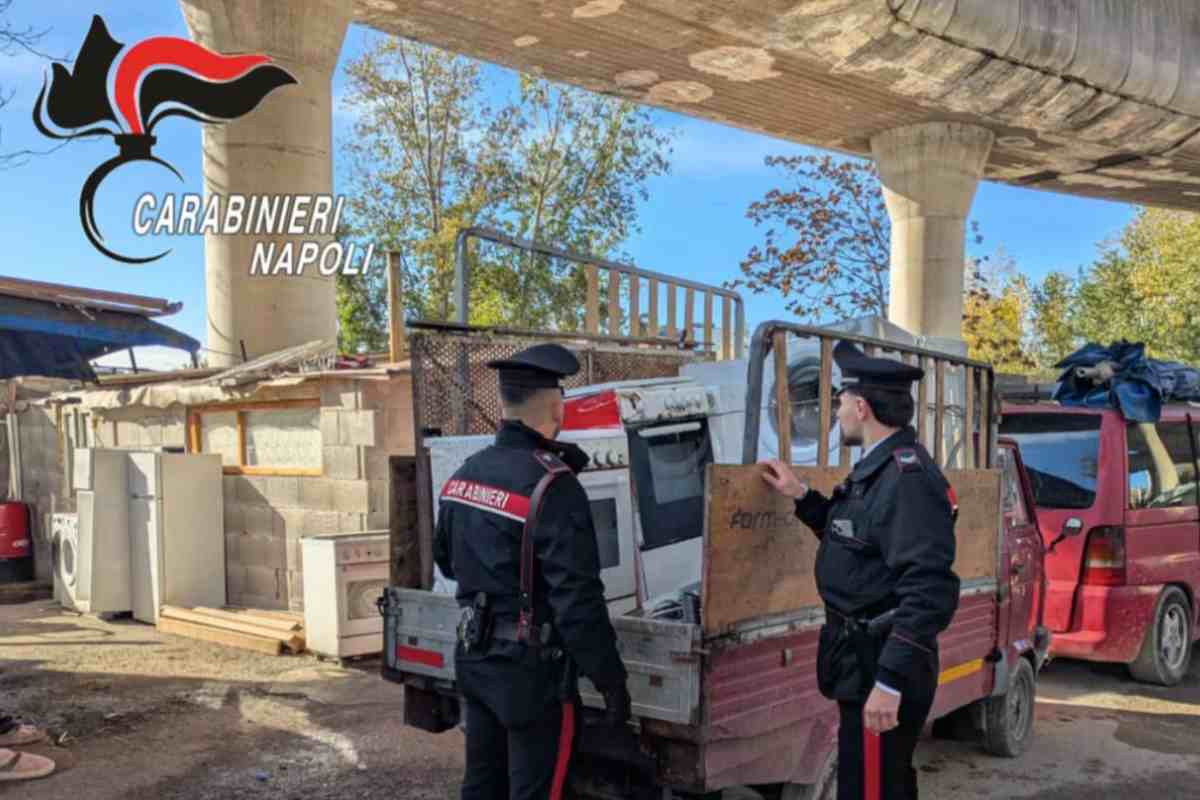 Le Forze dell'Ordine setacciano un accampamento