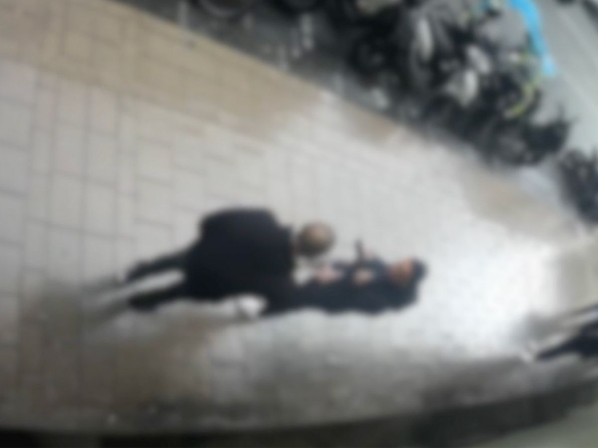 Napoli aggressione in strada 25 novembre