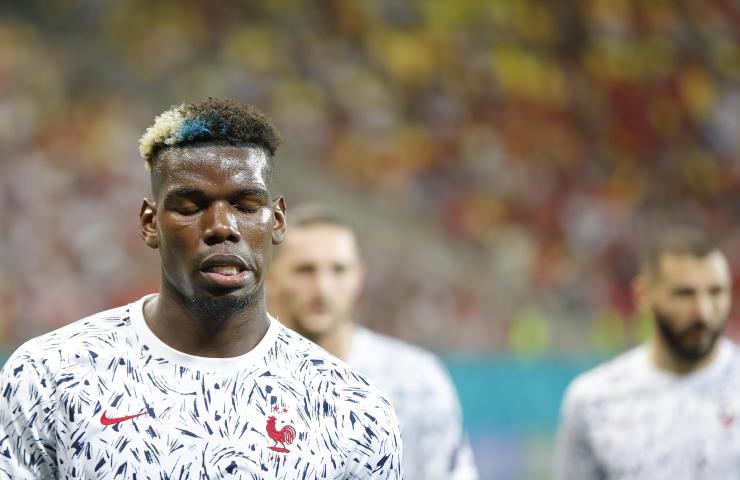 Paul Pogba con la maglia della Francia