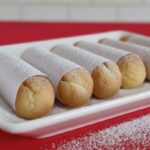 dolcetti cartucce napoletane in un vassoio