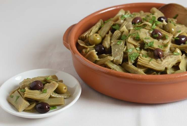 carciofi affogati alla napoletana con olive e capperi