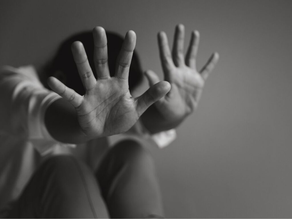 Abusi nella casa di riposo