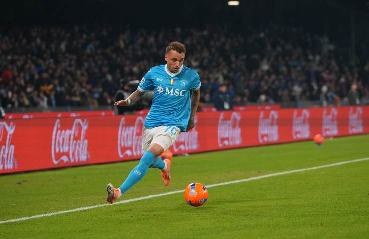 Noa Lang in azione con il Napoli