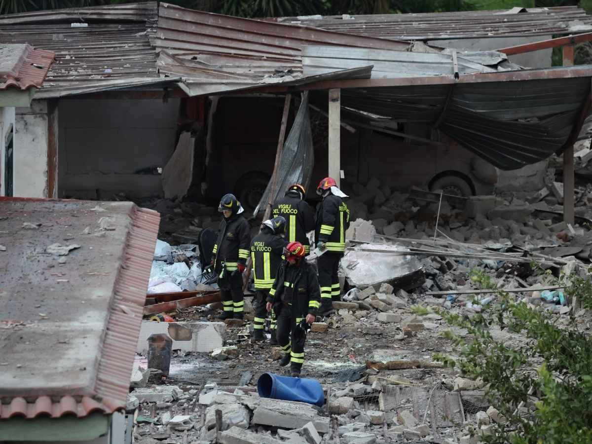Ercolano, scoppio della fabbrica