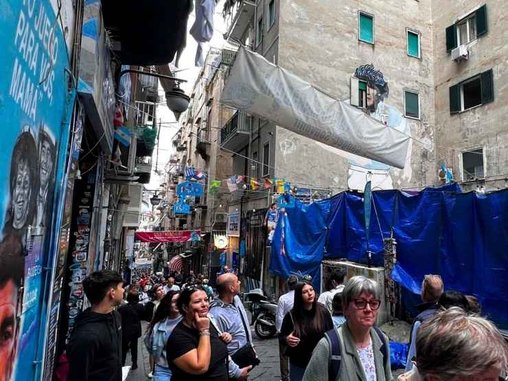 Il murale di Maradona a Napoli