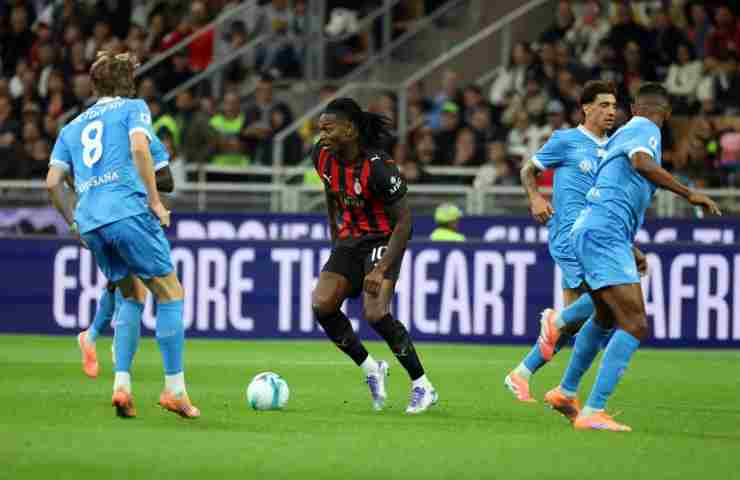 Rafa Leao in azione in Milan-Napoli