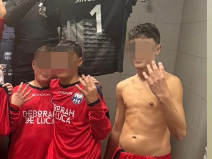 Insulti sessisti del Don Guanella