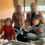 La piccola Salma con i suoi familiari