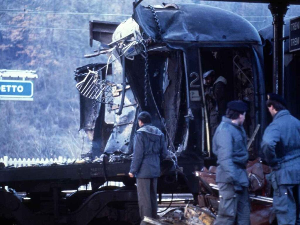 Strage del Rapido 904