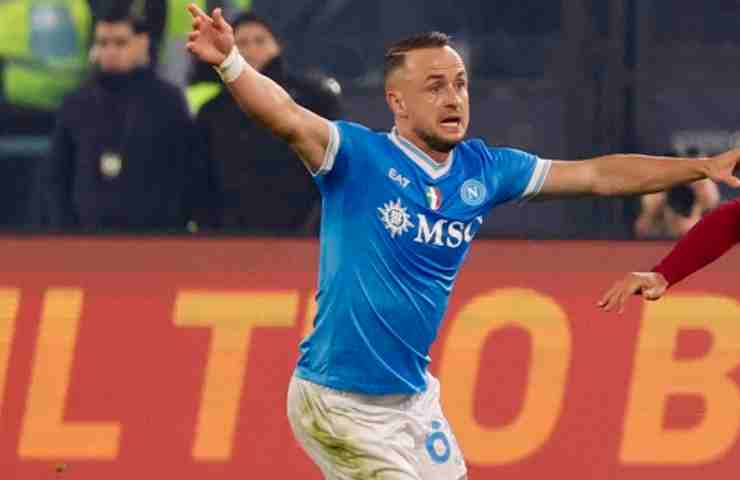 Stanislav Lobotka in azione