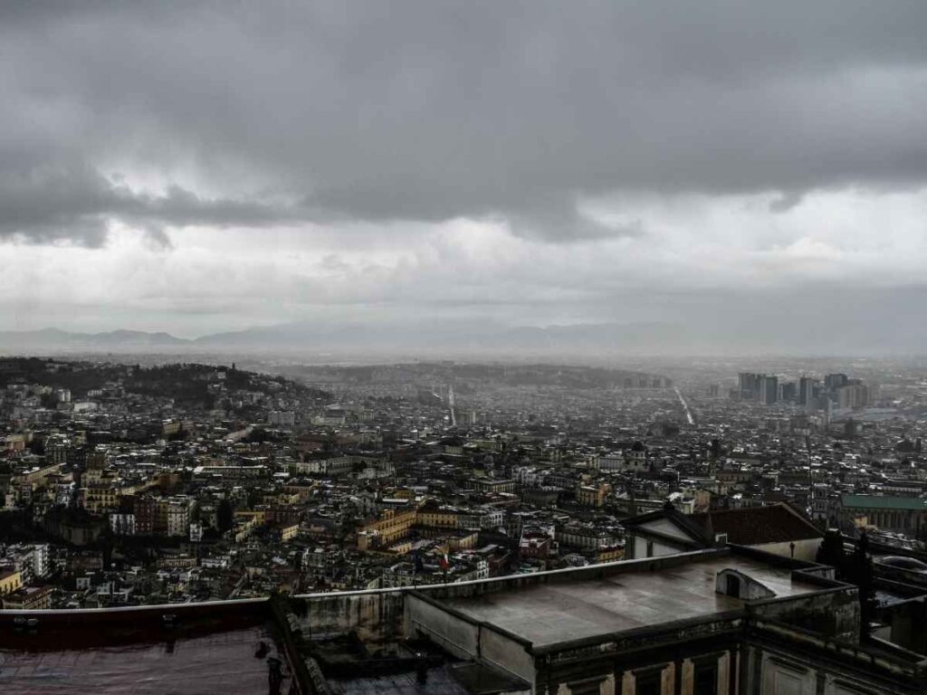Meteo Napoli, maltempo weekend