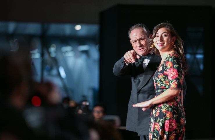 Tommy Lee Jones e Victoria Jones insieme ad un evento