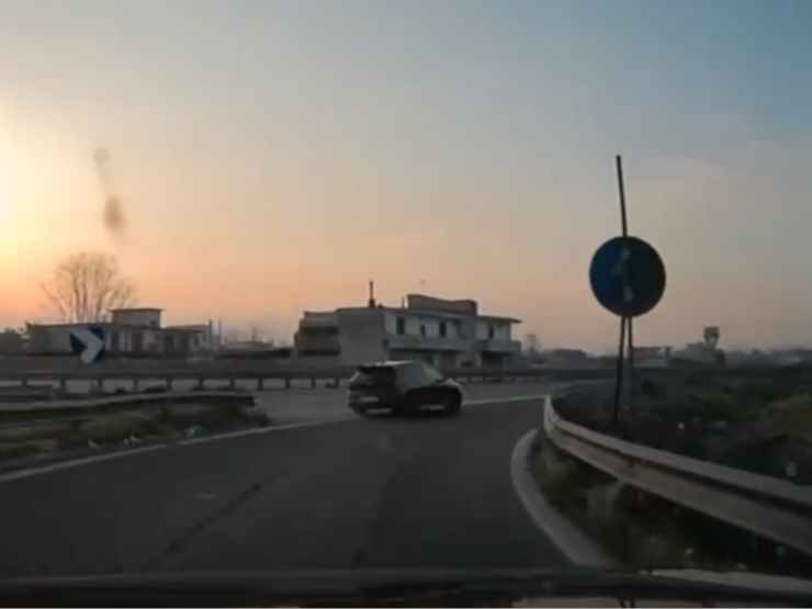 Inseguimento carabinieri sull'Asse mediano