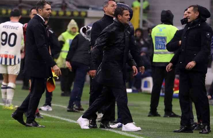 Cristian Chivu espulso in Inter-Atalanta protesta polemicamente con altri collaboratori