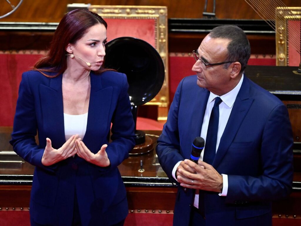 Andrea Delogu e Carlo Conti in Senato alla celebrazione dei 100 anni della radio