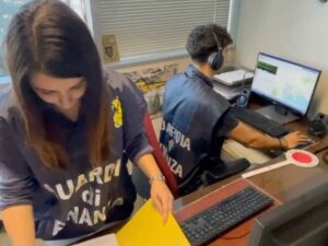 Il maxi blitz antimafia tra Palermo e Napoli