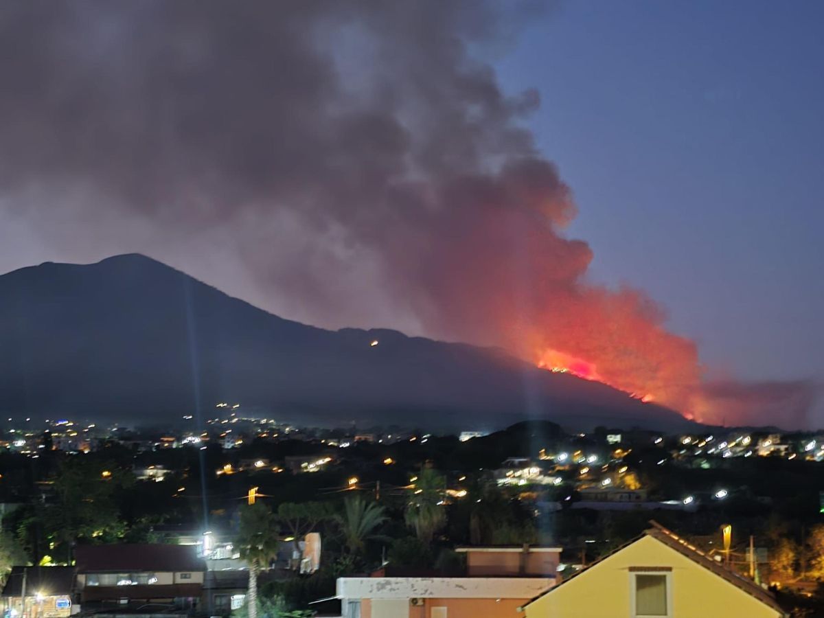 Roghi sul Vesuvio 2025