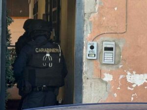 Irruzione dei carabinieri a Boscotrecase