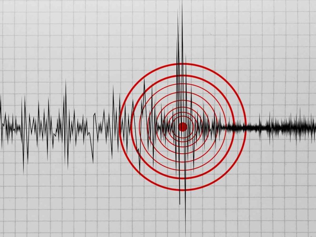 Nuovo sciame sismico nella notte ai Campi Flegrei