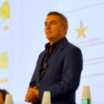 Raffaele De Luca, presidente del Parco Nazionale del Vesuvio, presenta il nuovo piano antincendi dell'estate 2026.