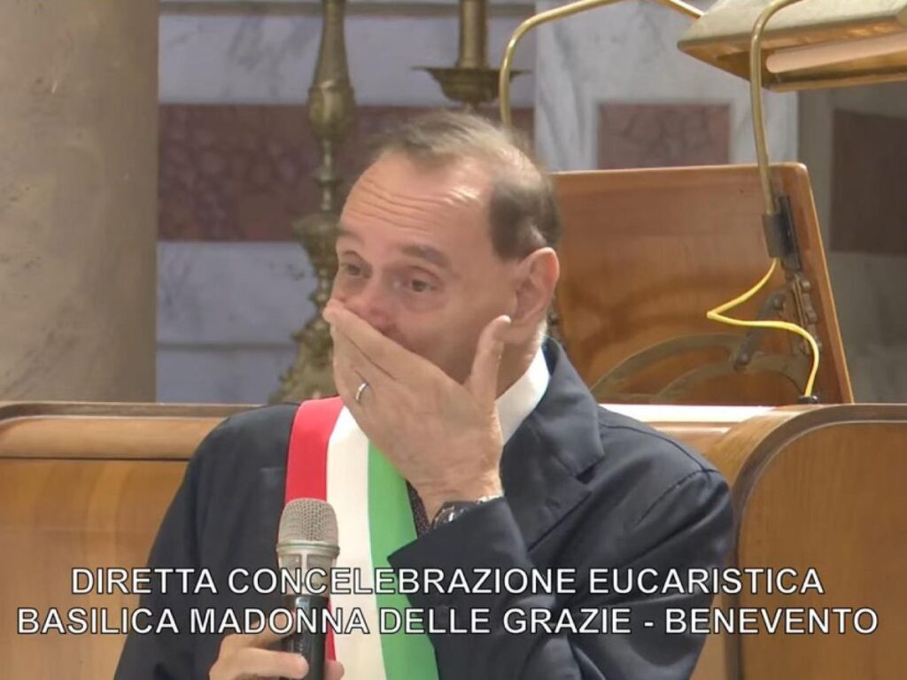 Clemente Mastella annuncia la malattia a Benevento